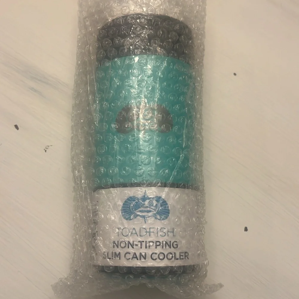 Brand new - never used Toadfish Slim can Cooler - Picture 7 of 7
